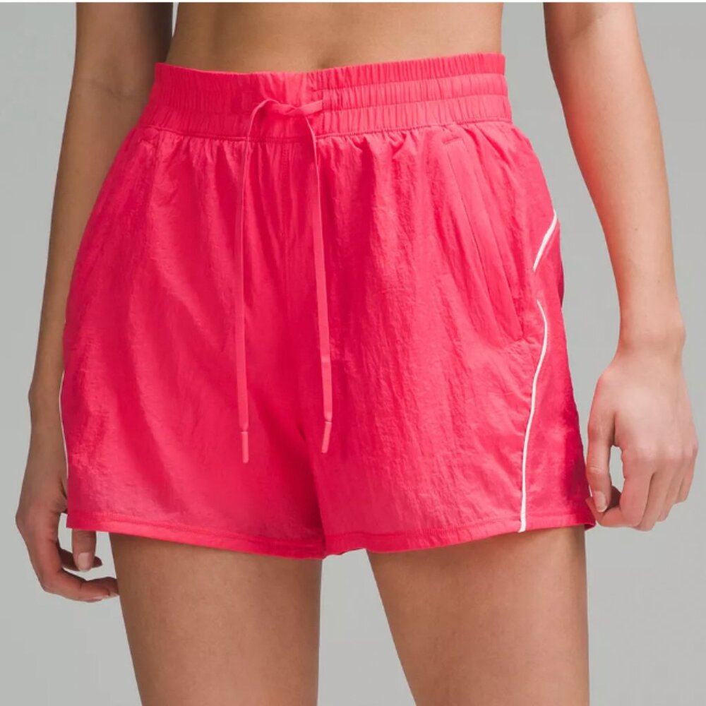 License to Train High-Rise Lightweight Short 4"